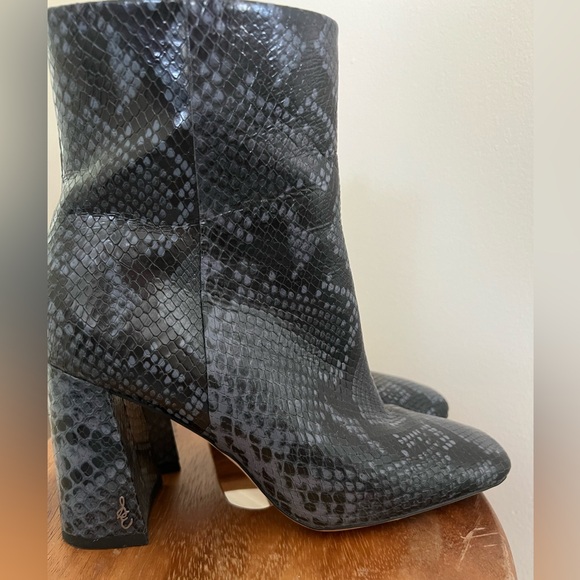 Sam Edelman Blue Snakeskin Ankle Boots - Picture 2 of 7